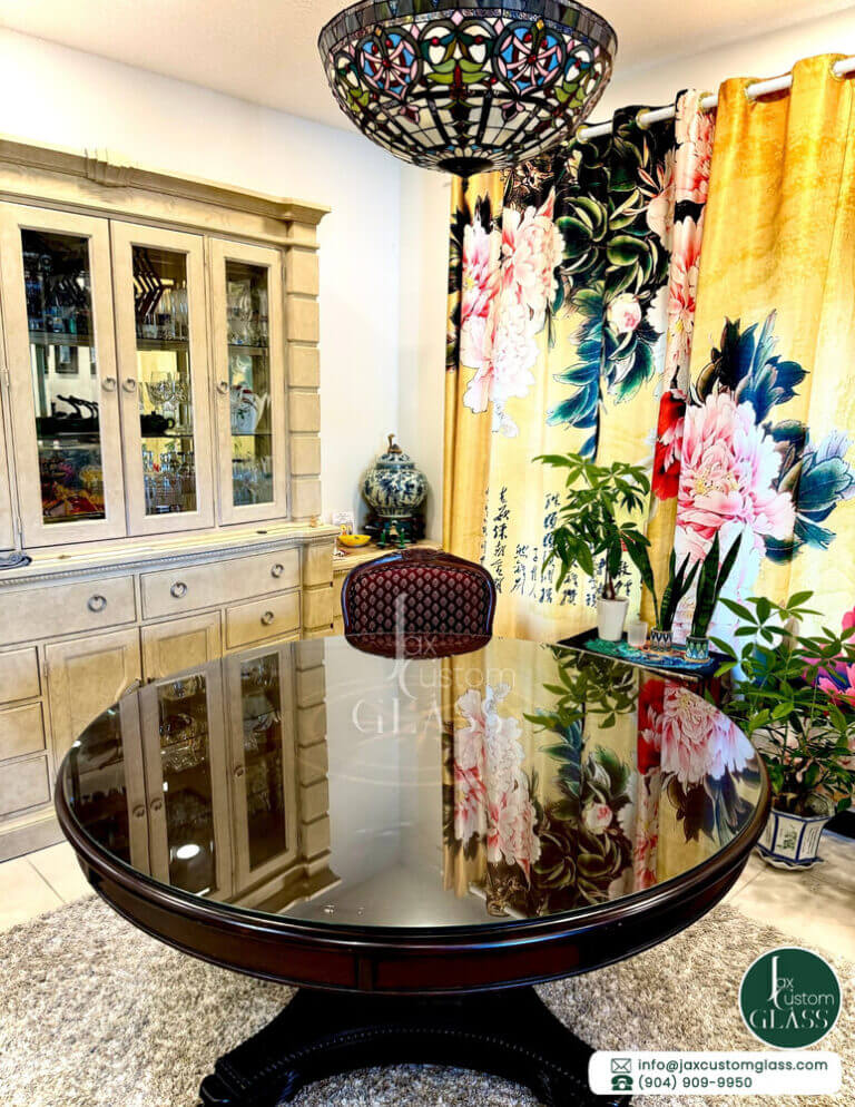 Custom-Made-Rounded-Glass-Tabletop