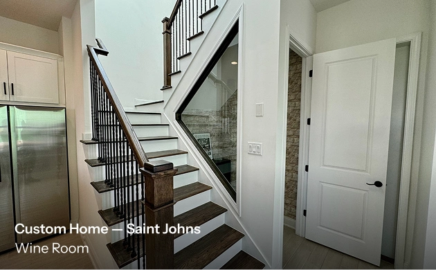 Custom Home - Saint Johns, Winw Room
